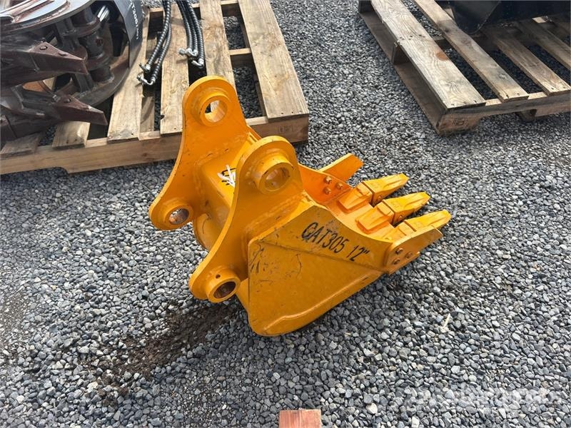 12 in Digging Excavator Bucket - Fits Cat 305 (Unu Baldes