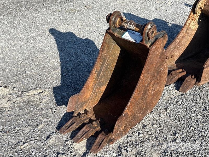  12 in Excavator Bucket - Fits Cat 302 Žlice
