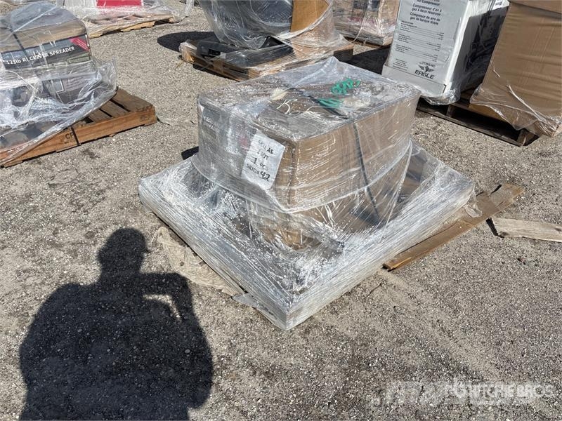  125 lbs Salt Spreader 砂鹽撒布機