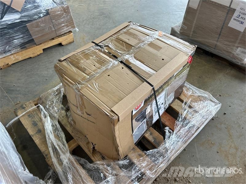 125 lbs Salt Spreader Smėlio ir druskos barstytuvai