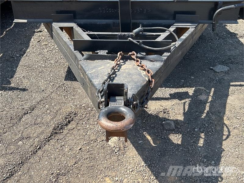 16 ft T/A Equipment Trailer Remolques para transporte de vehículos