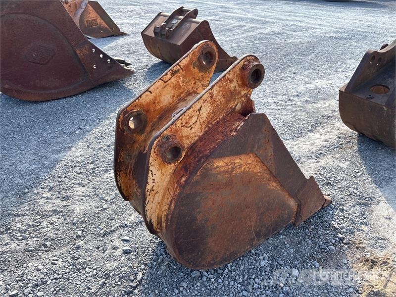 16 in Digging Backhoe Rear Bucket - Fits JCB 3CX / Kašike / Korpe