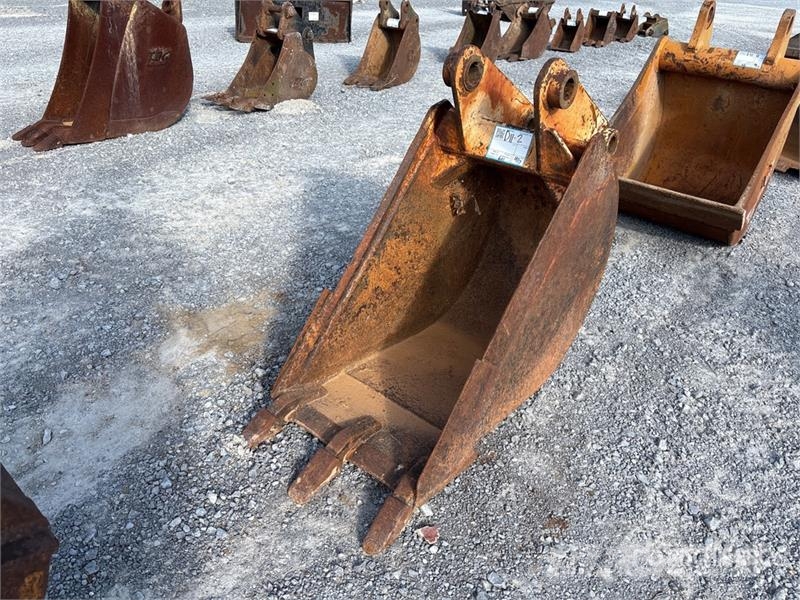 16 in Digging Backhoe Rear Bucket - Fits JCB 3CX / Kašike / Korpe