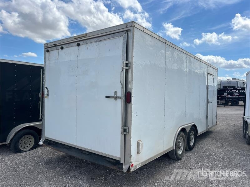  20 ft T/A Enclosed Trailer Прицепы-фургоны