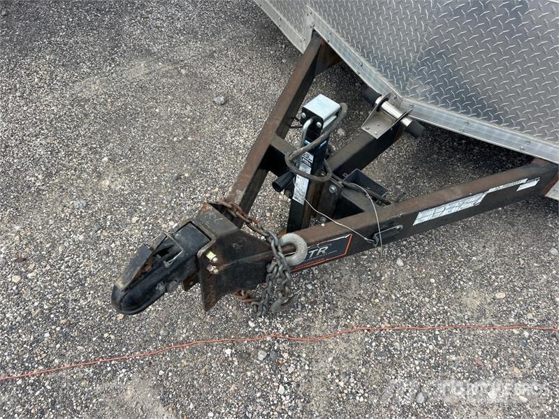  20 ft T/A Enclosed Trailer Прицепы-фургоны