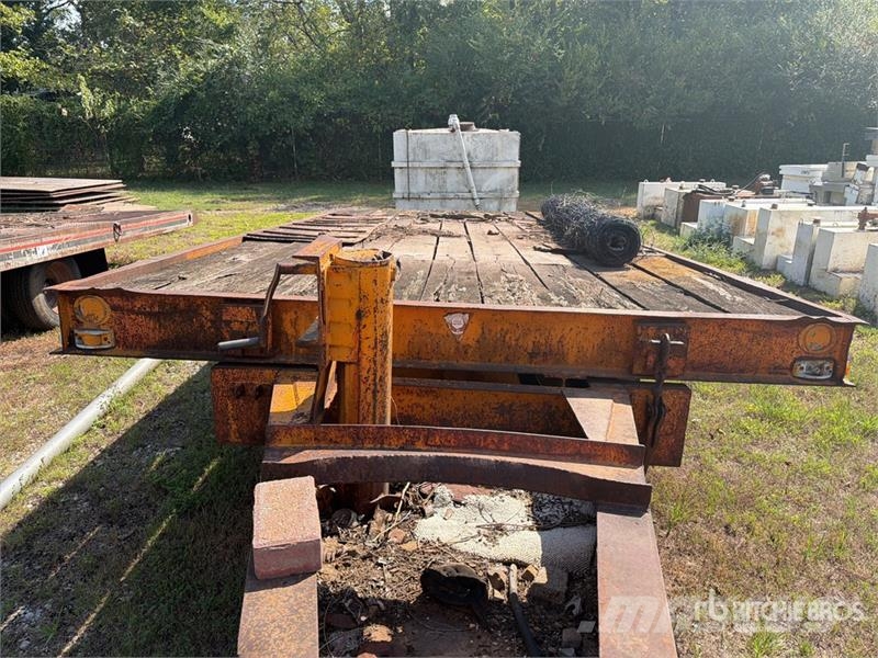  20 ft T/A Tandem Tilt Deck Trailer Низкорамные прицепы