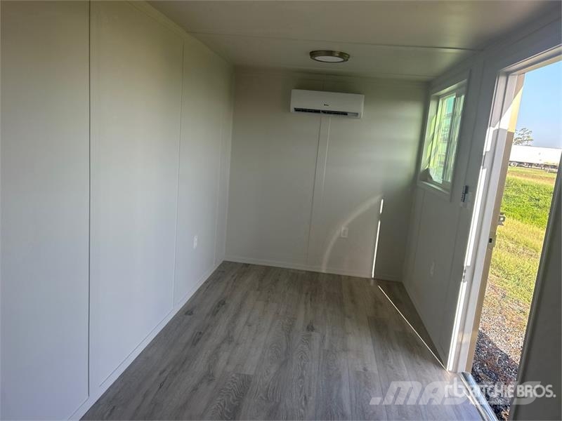 20 ft x 8 ft Office Container (Unused) ماكينات زراعية - غير ذلك
