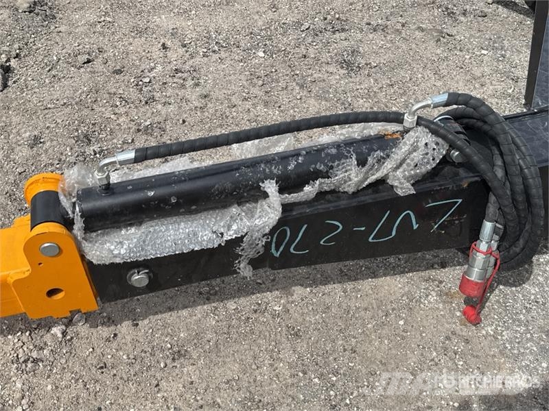  20 in Skid Steer Boom (Unused) Būvniecība- Citi
