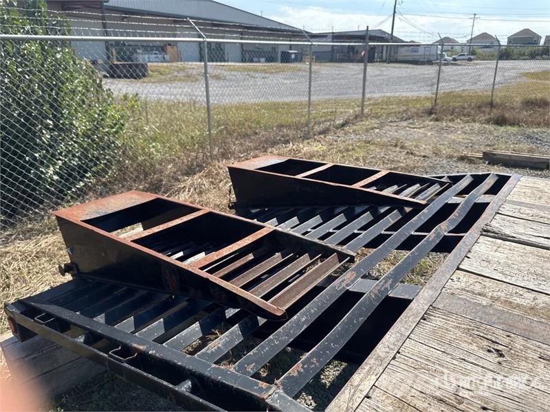 20000 lb 26 ft T/A Gooseneck 26 Flatbed Trailer Plato/keson prikolice