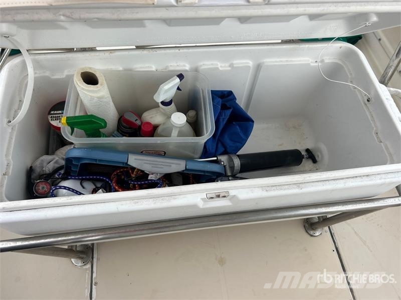 24 ft Fishing Boat Barcos / barcazas de carga