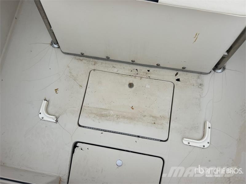 24 ft Fishing Boat Barcos / barcazas de carga