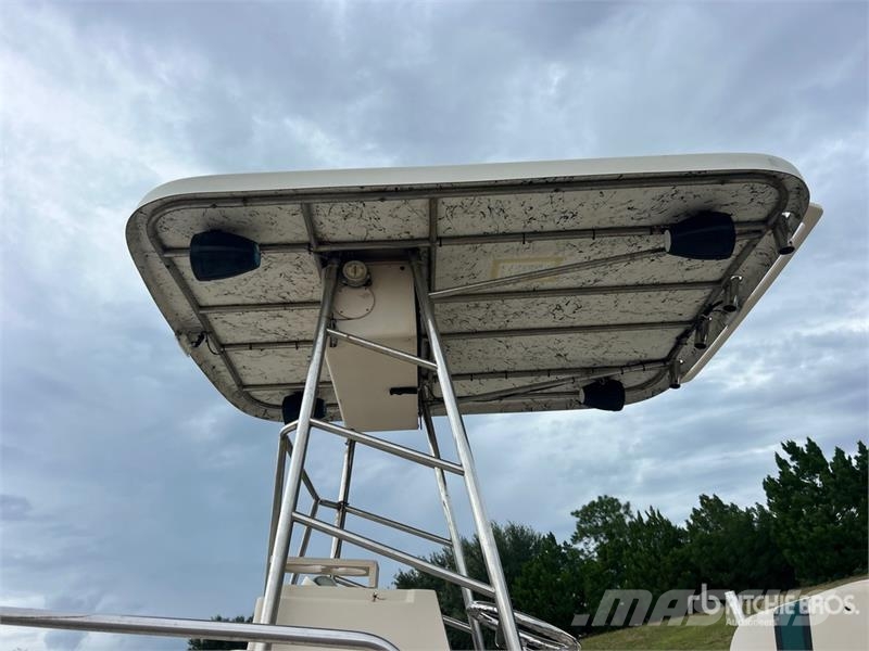 24 ft Fishing Boat Barcos / barcazas de carga