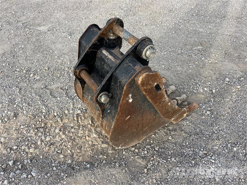 24 in Backhoe Rear Bucket Łyżki do ładowarek