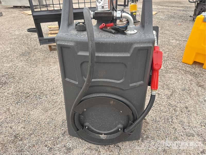 25 Gallon Poly Diesel Caddy with 12v Pump (Unused) 其他