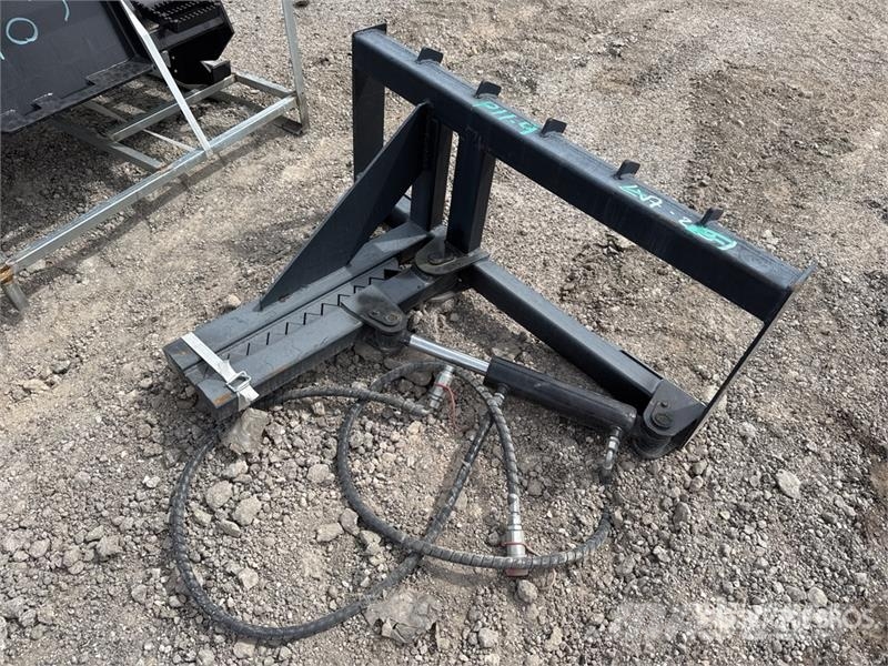  25 in Skid Steer Post Puller (Unused) مكونات أخرى