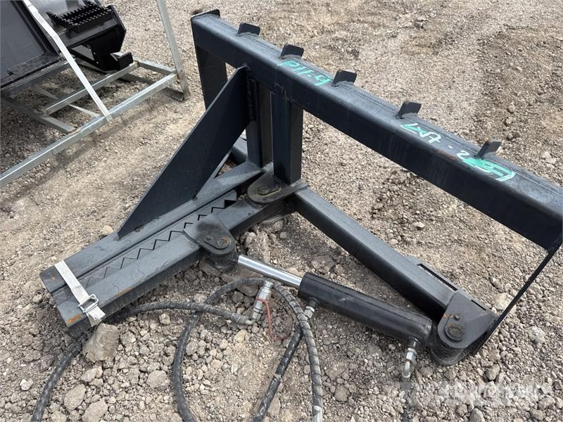  25 in Skid Steer Post Puller (Unused) مكونات أخرى