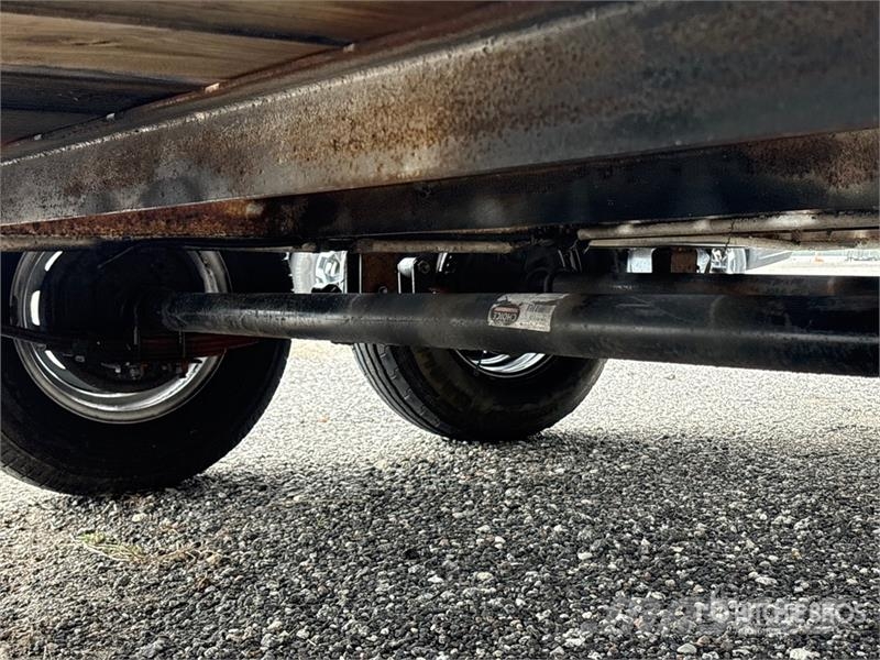 27 ft T/A Utility Trailer Other trailers