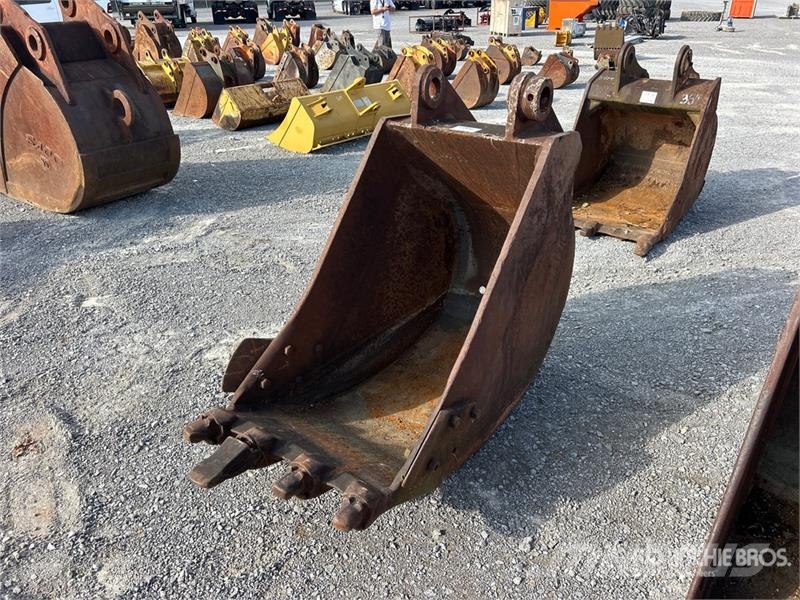 28 in Digging Excavator Bucket - Fits Cat 320 Žlice