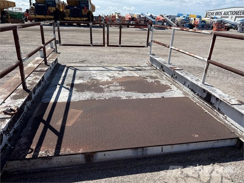 300 in Tower Crane Loading Platform Crane parts and equipment