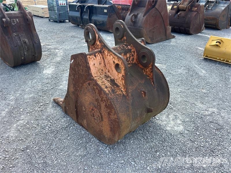 34 in Digging Excavator Bucket - Fits Cat 323 Buckets