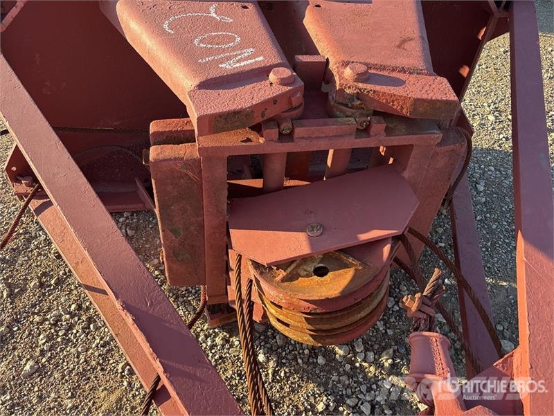 36 in Clamshell Bucket Запчастини для кранів