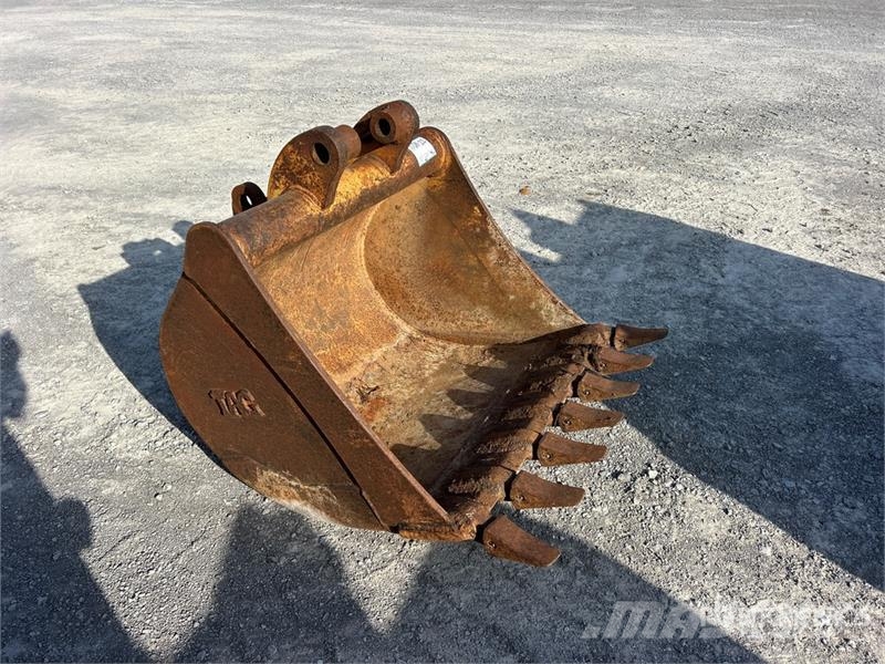 36 in Digging Backhoe Rear Bucket - Fits Case 580K Žlice