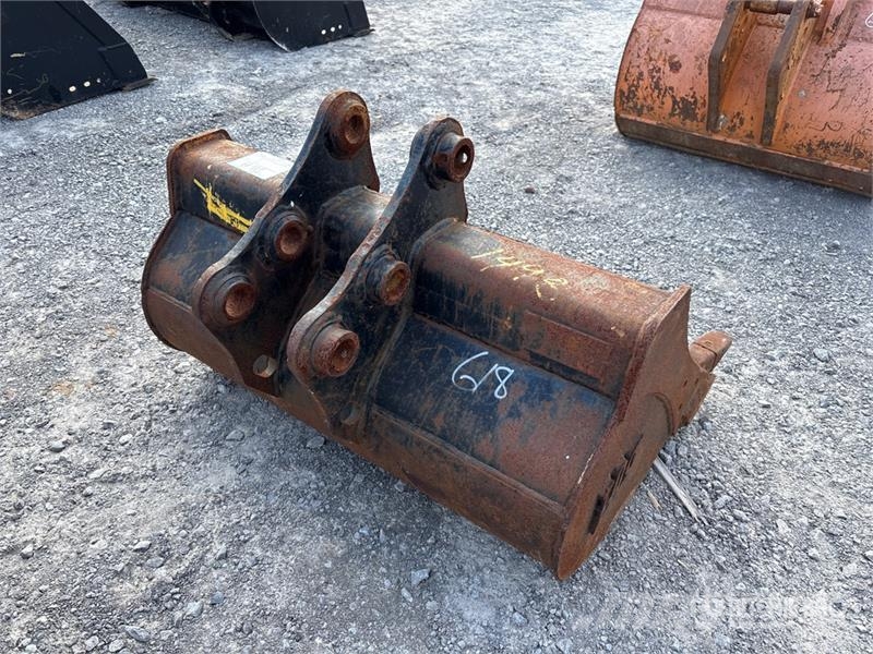 36 in Digging Excavator Bucket - Fits Cat 302 Kašike / Korpe