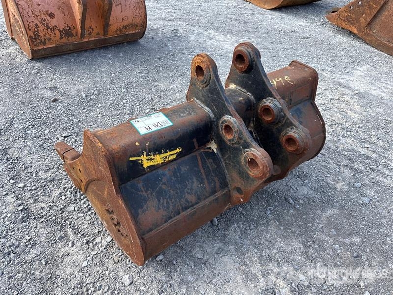 36 in Digging Excavator Bucket - Fits Cat 302 Kašike / Korpe