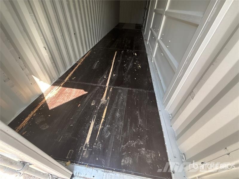 40 ft High Cube Multi-Door Storage Container Soojakud