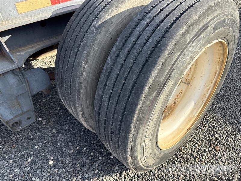 40 ft Spread Axle T/A Extendable Container Trailer Kontejnerske prikolice