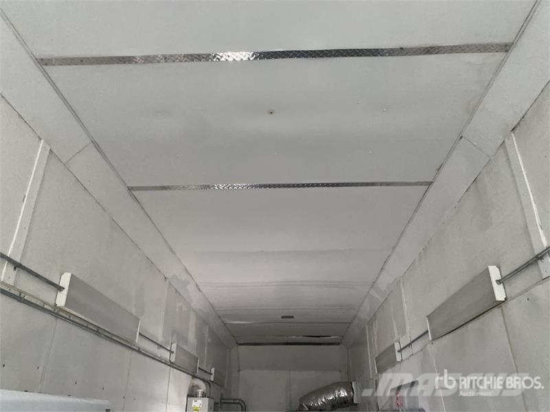 40 ft Tri/A Mobile Laundry Enclosed Trailer Van Body Trailers