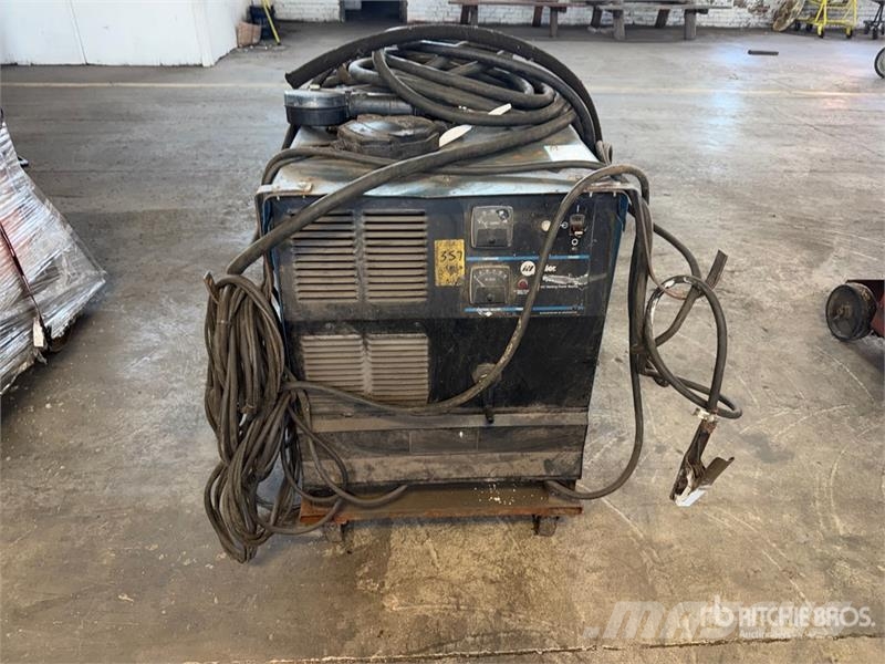 400 A Mobile Multi-Process Electric Welder Zváracie stroje