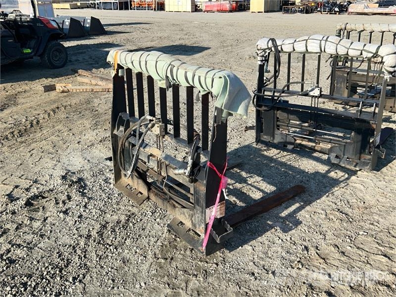  42 in Hydraulic Skid Steer Forks Fourche
