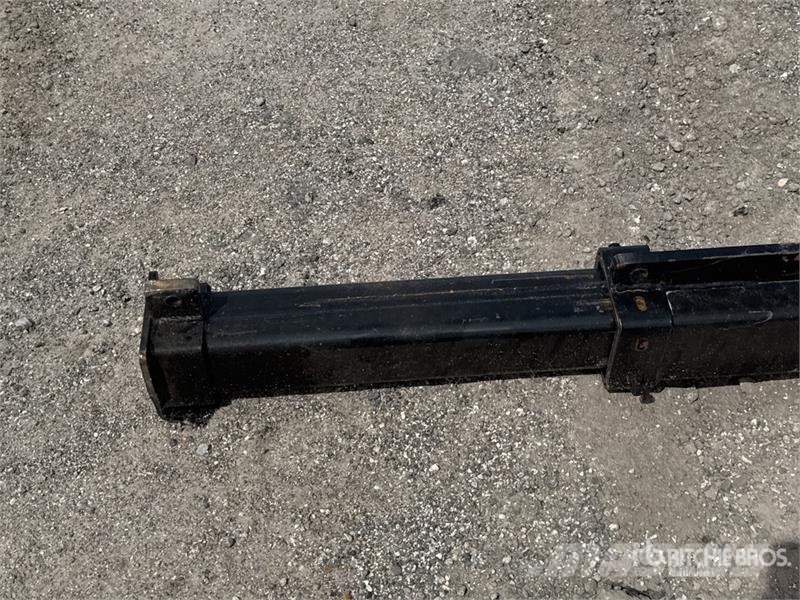  45 in Skid Steer Boom (Unused) 其他