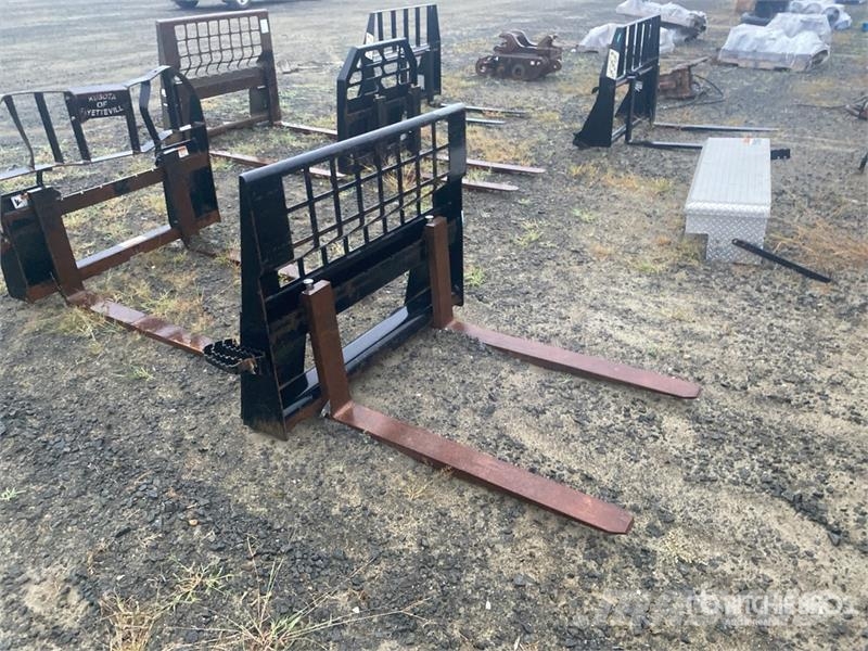 48 in Skid Steer Forks Fourche