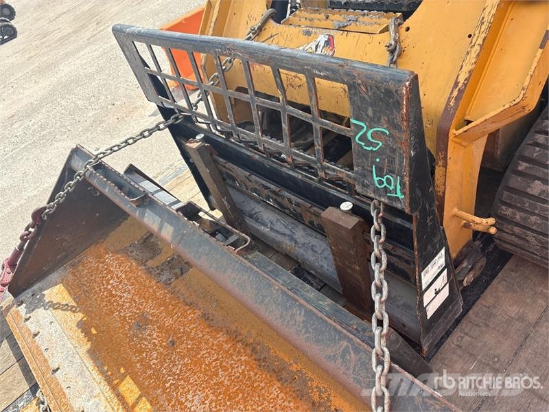  48 in Skid Steer Forks Horquillas