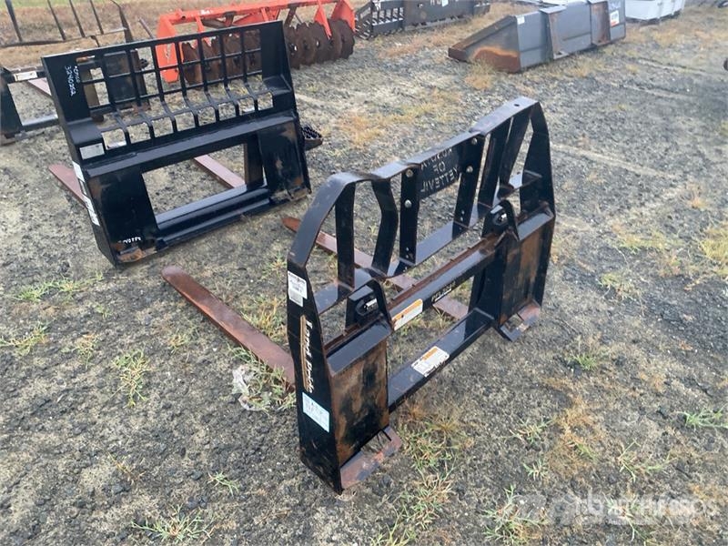  48 in Skid Steer Forks Fourche