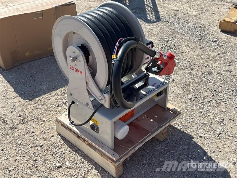 50 ft. Diesel Fuel Reel w/ HD 12v pump (Unused) Drugi deli