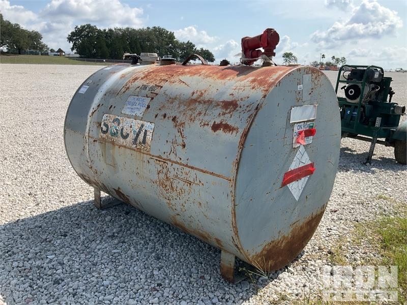  500 gal Steel Diesel Fuel Tank Fuel and additive tanks