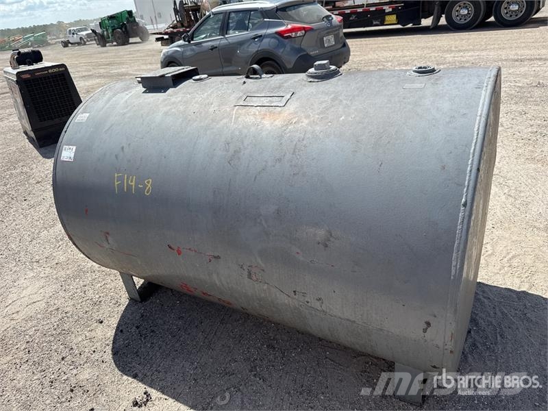 500 gal Steel Tank Fuel and additive tanks