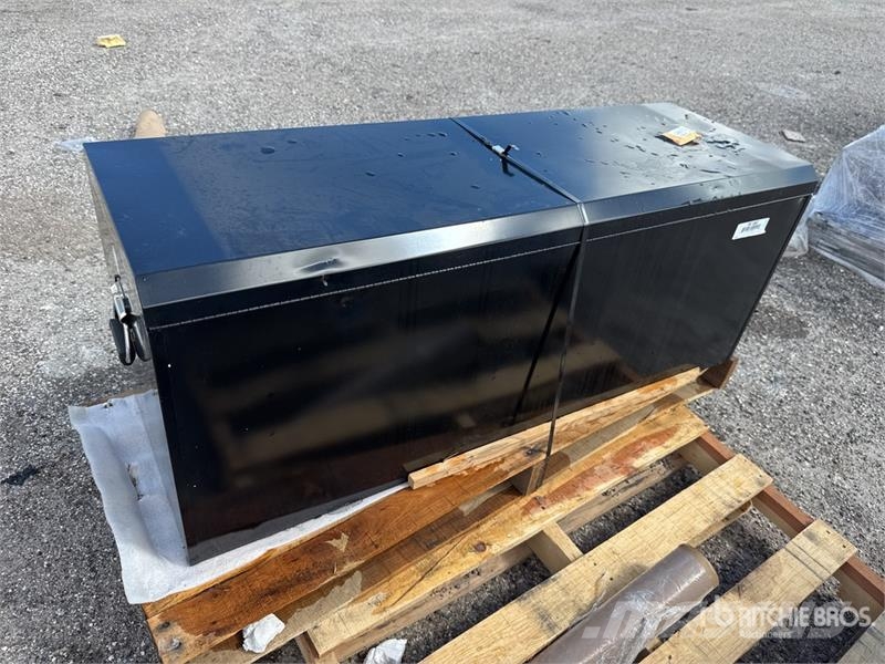 52 in 8 Drawer Chest Tool Box (Unused) Építőipar - Egyebek
