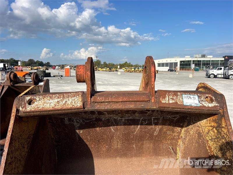 54 in Digging Excavator Bucket - Fits Cat 345 Žlice
