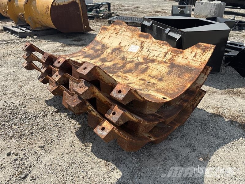 55.6 in H5i Single Smooth Drum Roller Padfoot Shel Rollers