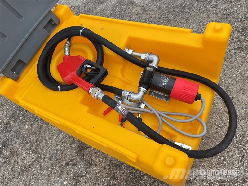 60 Gallon Poly Diesel Tank with 12v Pump (Unused) 其他