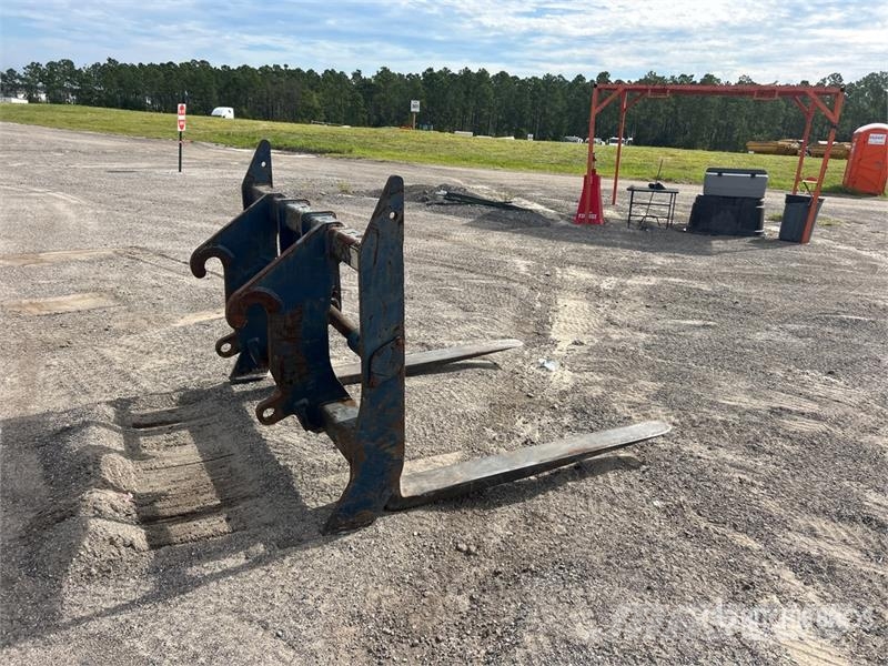 60 in Wheel Loader Forks Garfos