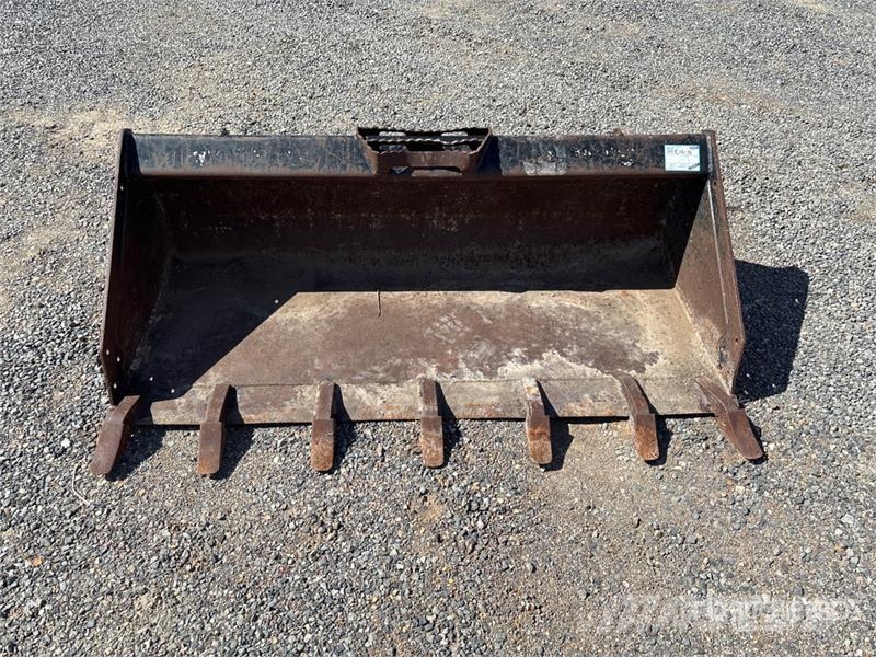 65 in Q/C General Purpose Skid Steer Bucket - Fits Skovle