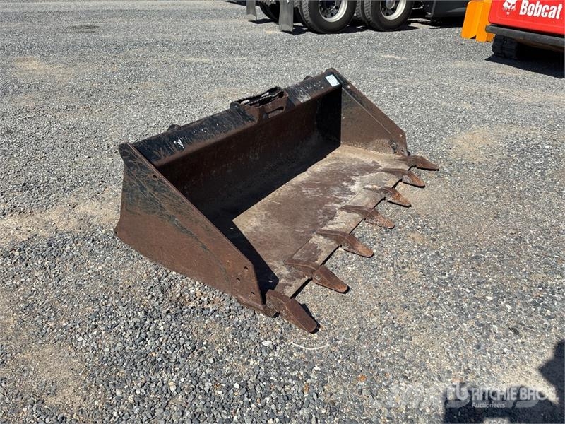 65 in Q/C General Purpose Skid Steer Bucket - Fits Skovle
