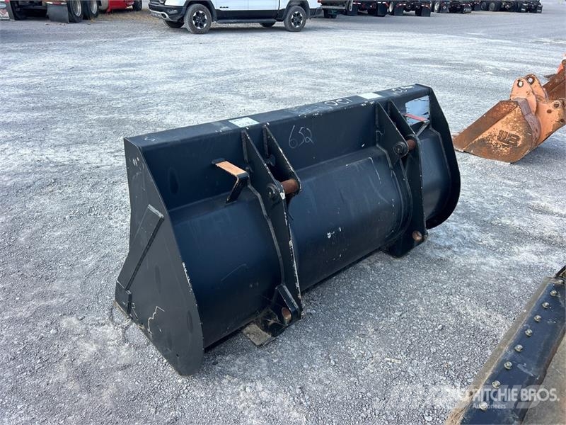 72 in General Purpose Ag Tractor Bucket - Fits Yan Ostala dodatna oprema za traktore