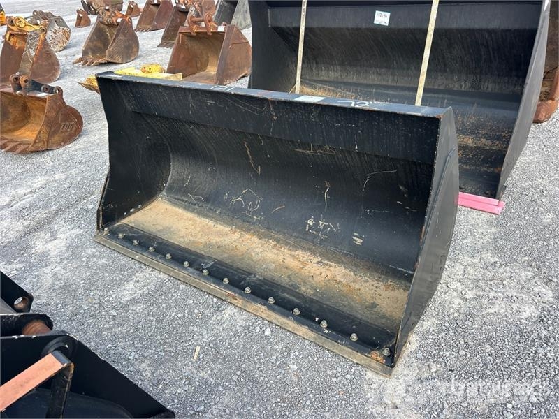 72 in General Purpose Wheel Loader Bucket - Fits Y Kašike / Korpe