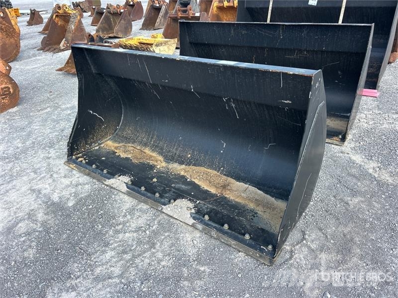 72 in General Purpose Ag Tractor Bucket - Fits Yan Ostala dodatna oprema za traktore